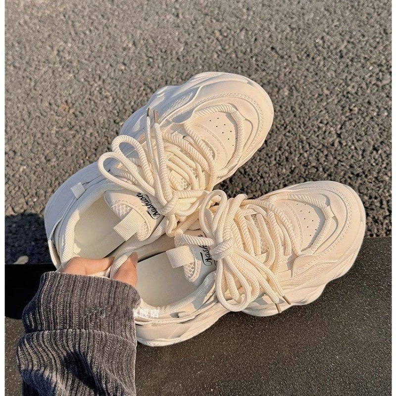 Women Beige Platform Dad Sneak - đánh giá và giá Embroidery Garments